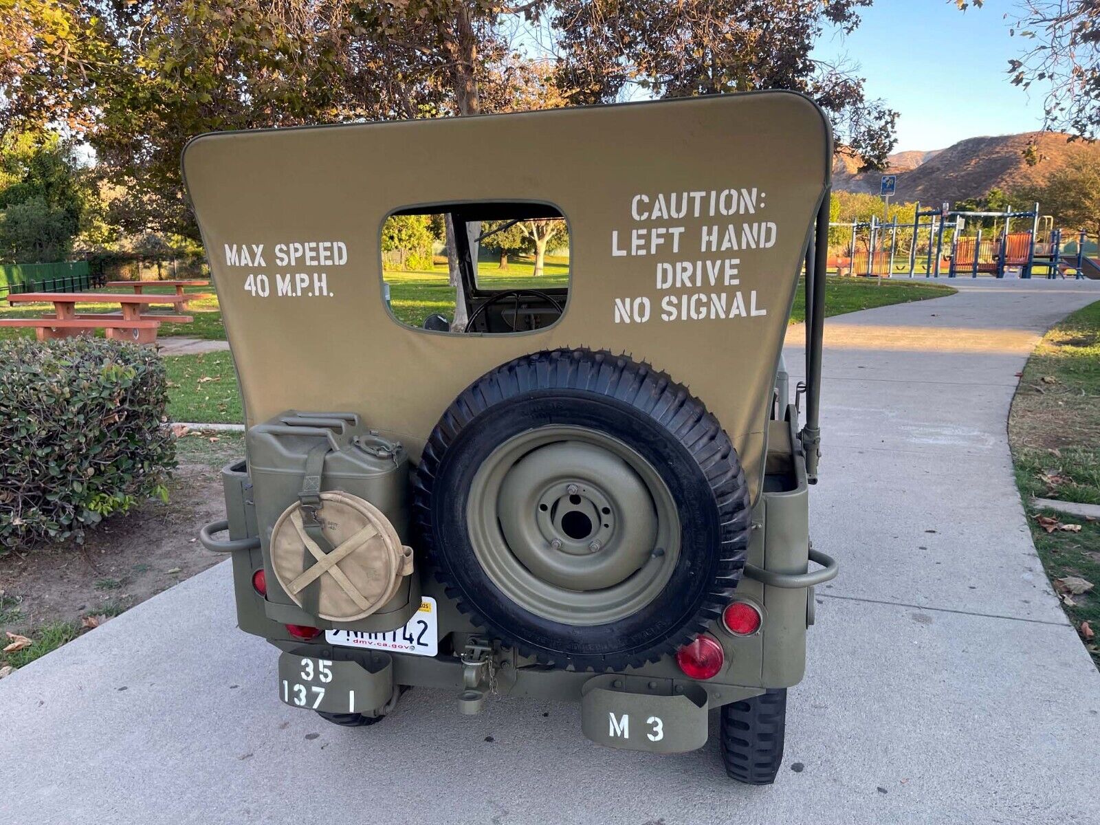 Willys-MB-1942-Green-Tan-160934-18