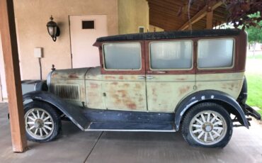 Willys-Willys-96-Berline-1928-Green-Tan-30001