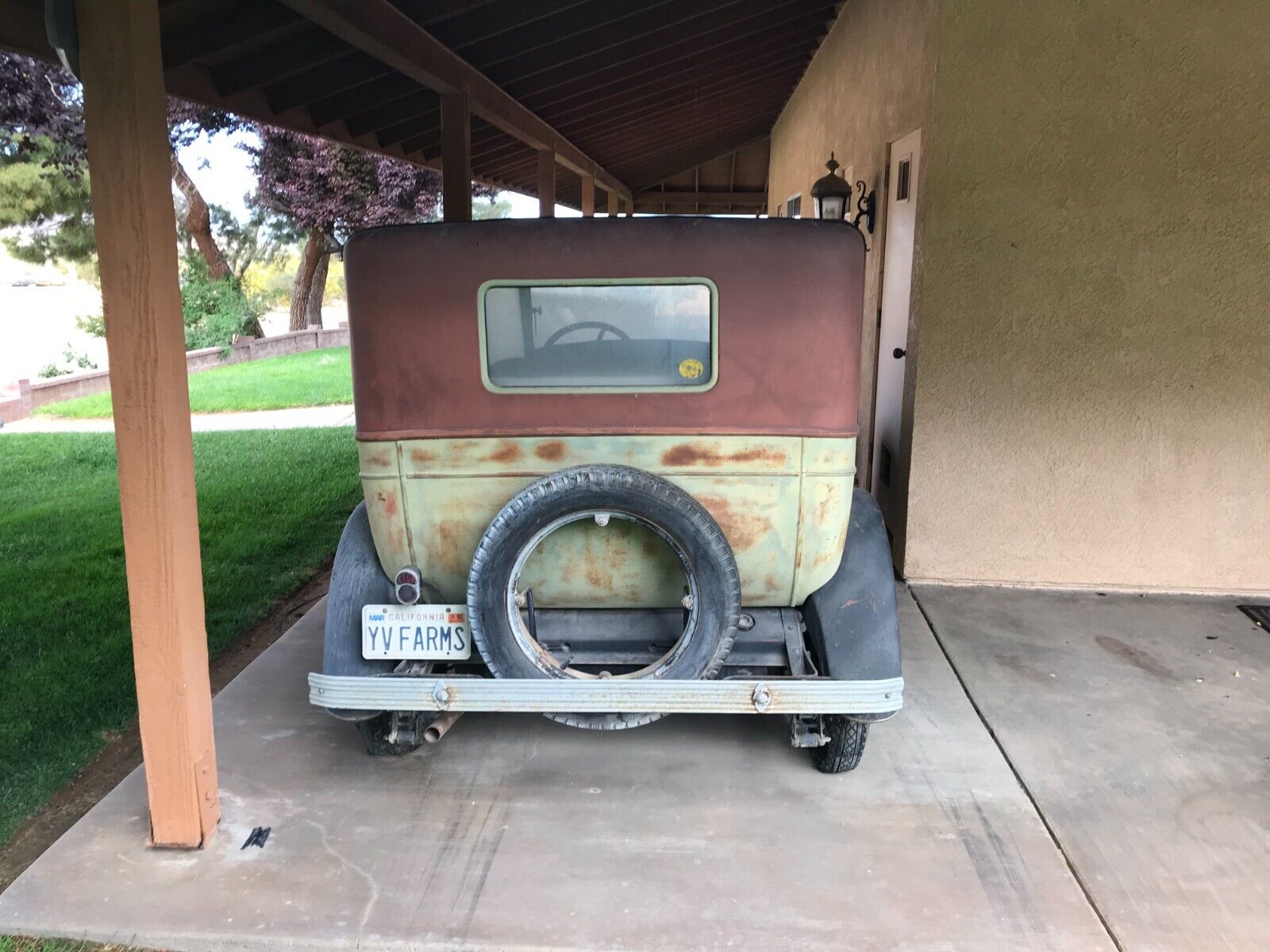 Willys-Willys-96-Berline-1928-Green-Tan-30001-4