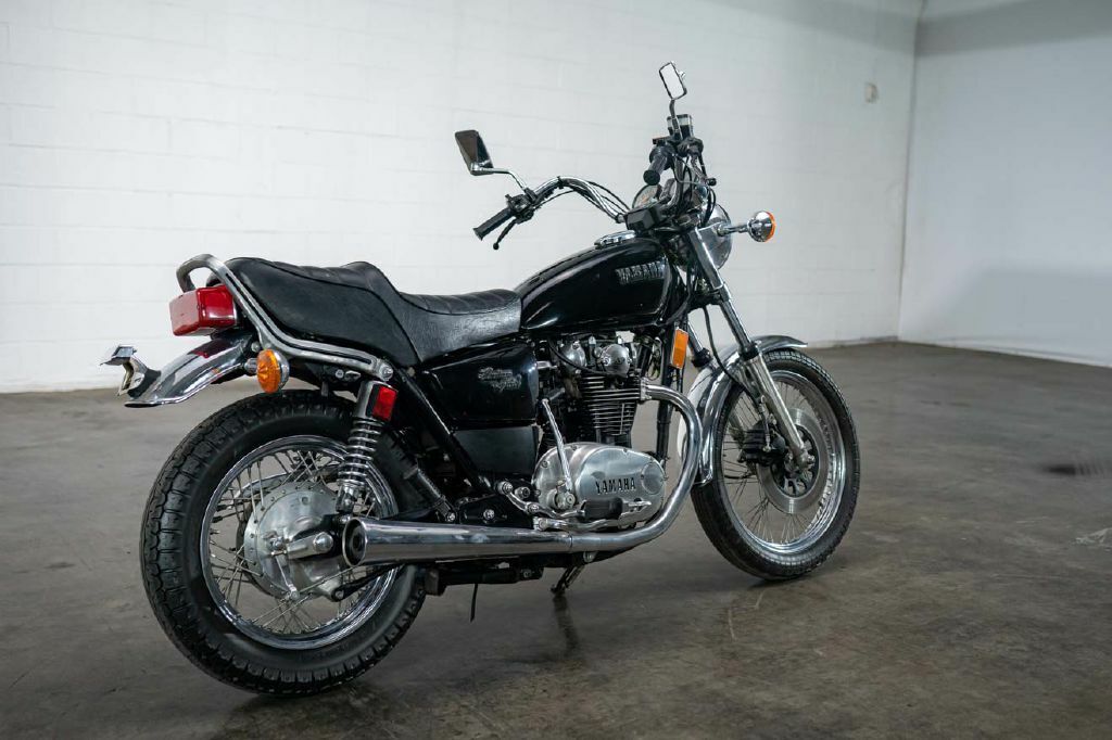 Yamaha-Heritage-650-1983-Black-16-5