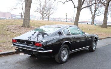 Aston-Martin-DBS-Berline-1970-Black-Red-0-1