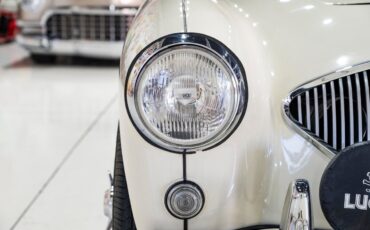 Austin-Healey-100-4-BN2-1956-White-Black-0-38