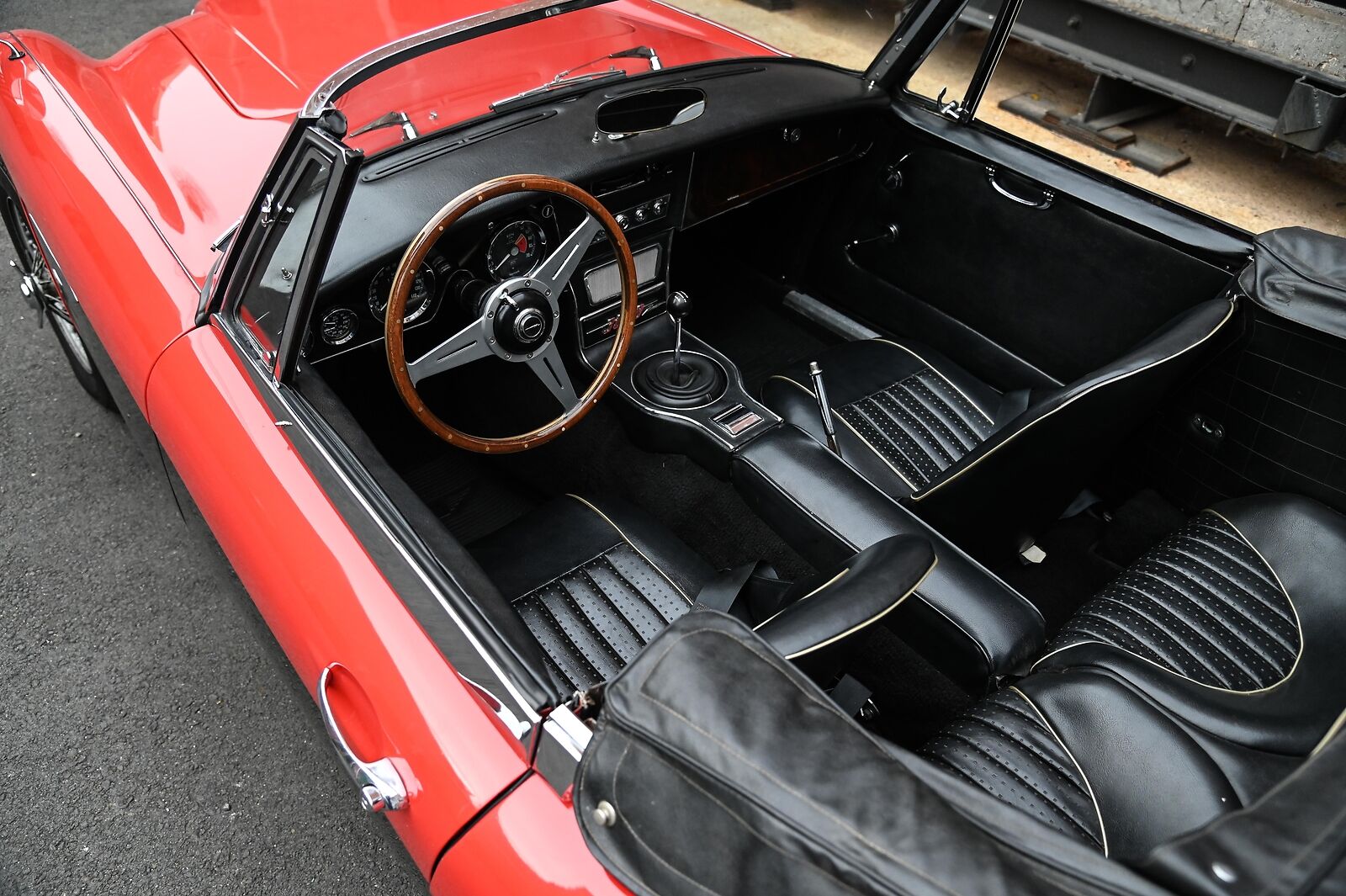 Austin-Healey-3000-MK-III-1966-Black-Black-124843-11