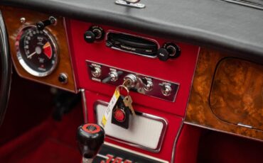 Austin-Healey-3000-Mark-III-Cabriolet-1964-Black-Red-0-38