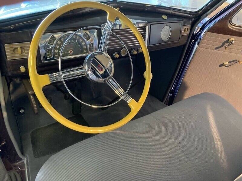 Buick-40-Special-Coupe-1938-Burgundy-Tan-161-6