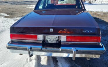 Buick-Lesabre-limited-1985-red-22531-4