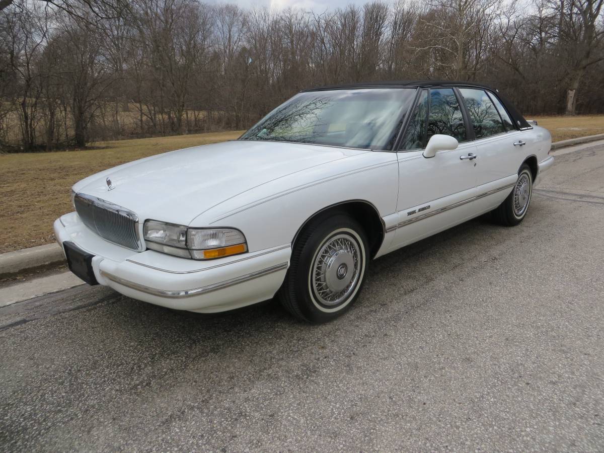 Buick-Park-avenue-1995-white-43452