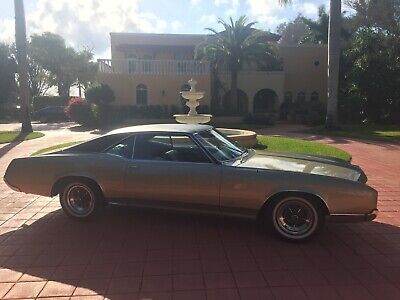 Buick-Riviera-1967-Brown-151278-3