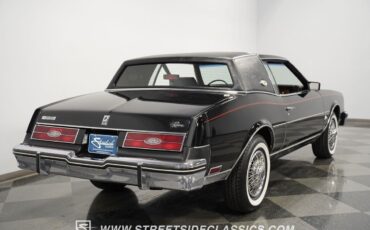 Buick-Riviera-1985-Black-Red-52891-10