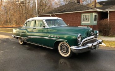 Buick-Roadmaster-1953-green-47226-3