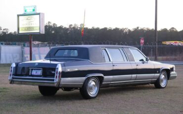 Cadillac-Brougham-1992-blue-97021-6