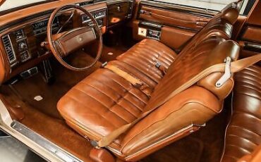 Cadillac-DeVille-Coupe-1977-Brown-Brown-45456-1