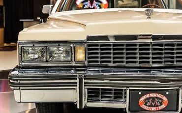 Cadillac-DeVille-Coupe-1977-Brown-Brown-45456-19