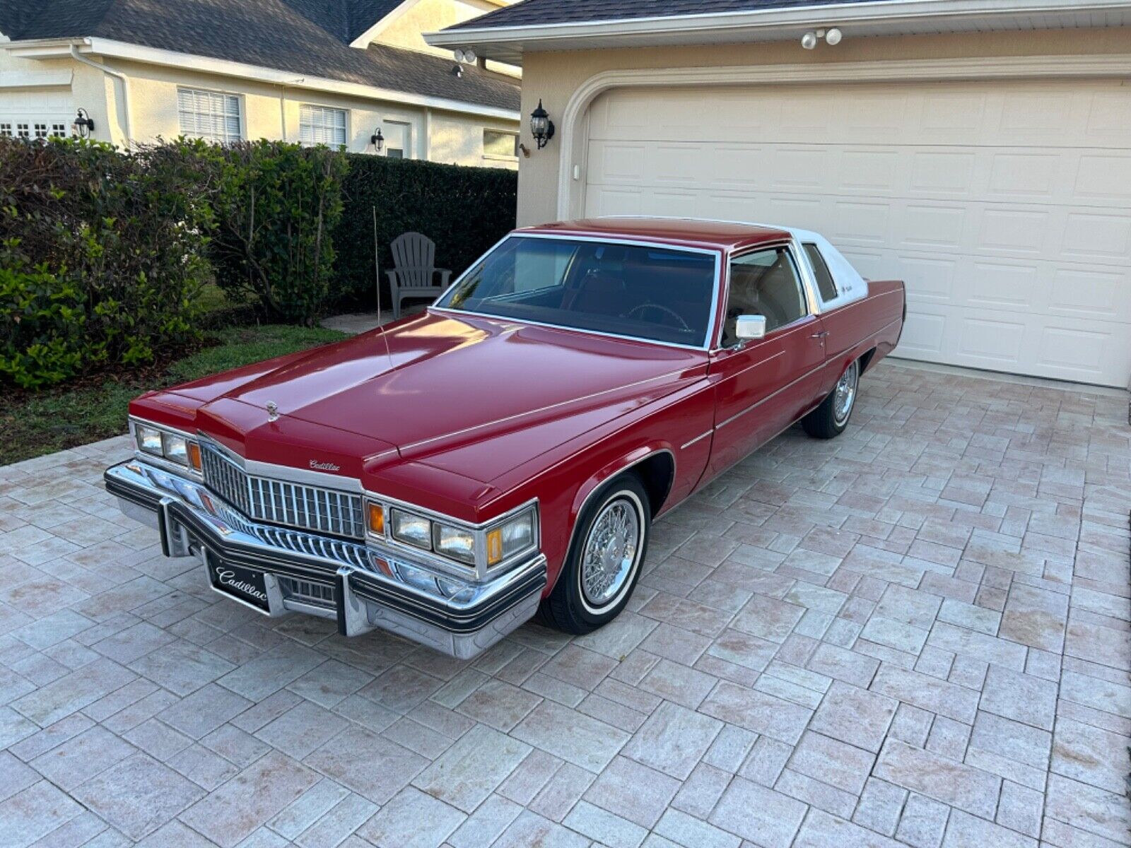 Cadillac-DeVille-Coupe-1978-Red-Red-106680-21