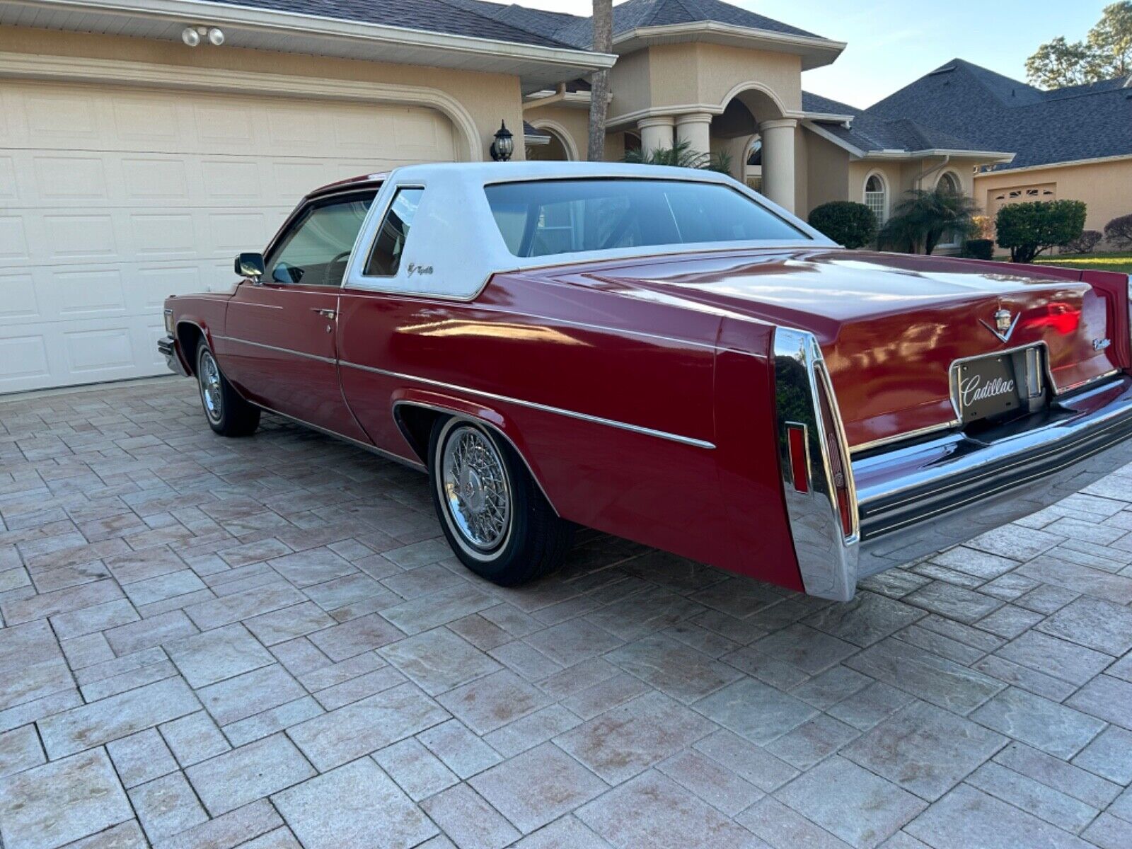 Cadillac-DeVille-Coupe-1978-Red-Red-106680-3