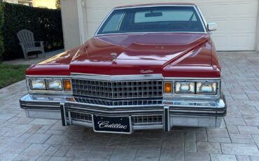 Cadillac-DeVille-Coupe-1978-Red-Red-106680-34