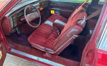 Cadillac-DeVille-Coupe-1978-Red-Red-106680-5