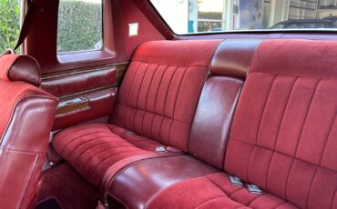 Cadillac-DeVille-Coupe-1978-Red-Red-106680-8