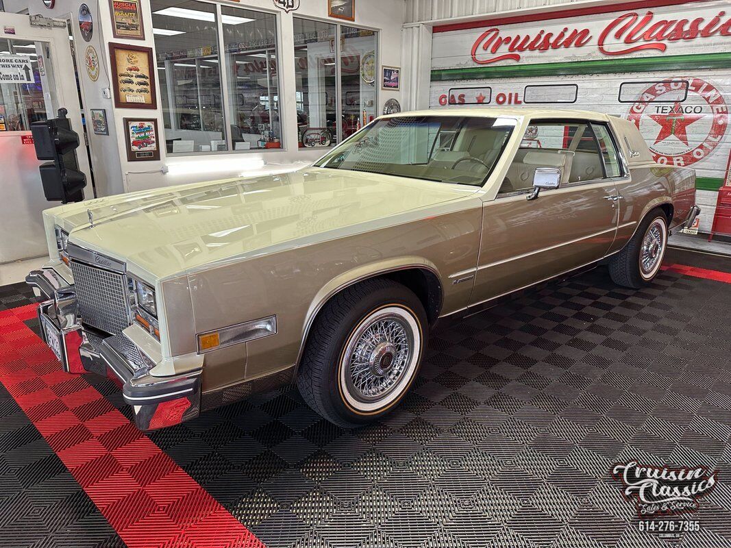 Cadillac-Eldorado-1981-Gold-Yellow-48084-11