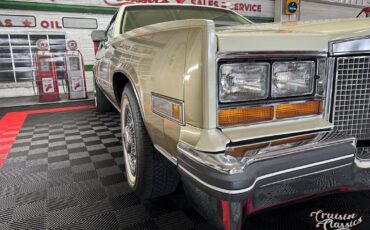 Cadillac-Eldorado-1981-Gold-Yellow-48084-3