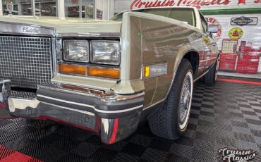 Cadillac-Eldorado-1981-Gold-Yellow-48084-9