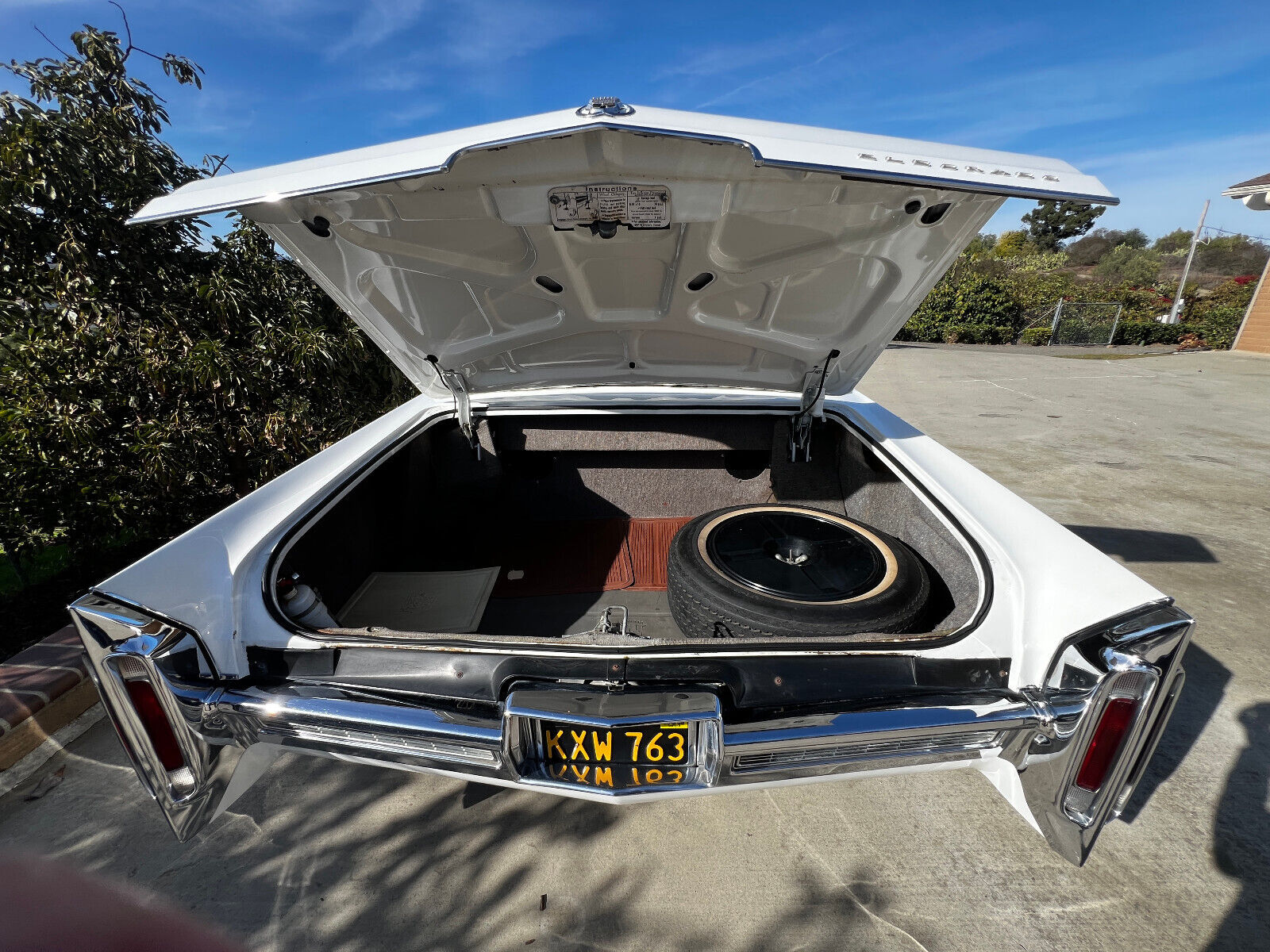 Cadillac-Eldorado-Cabriolet-1966-White-79984-33