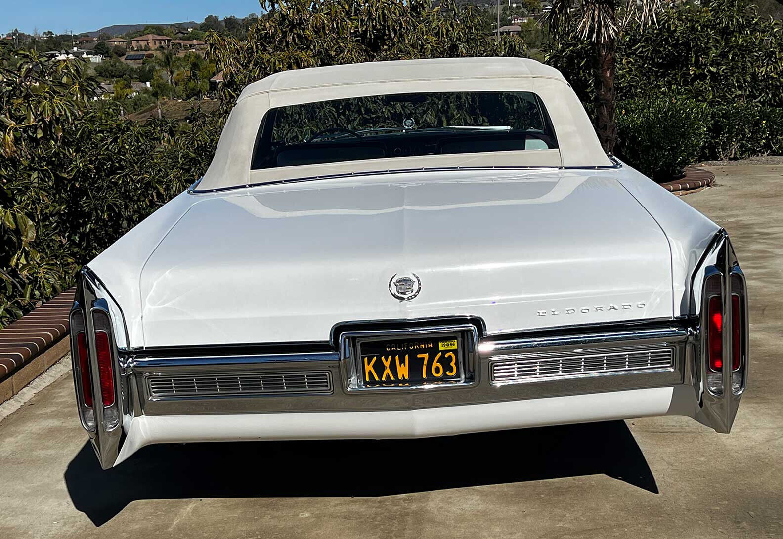 Cadillac-Eldorado-Cabriolet-1966-White-79984-6