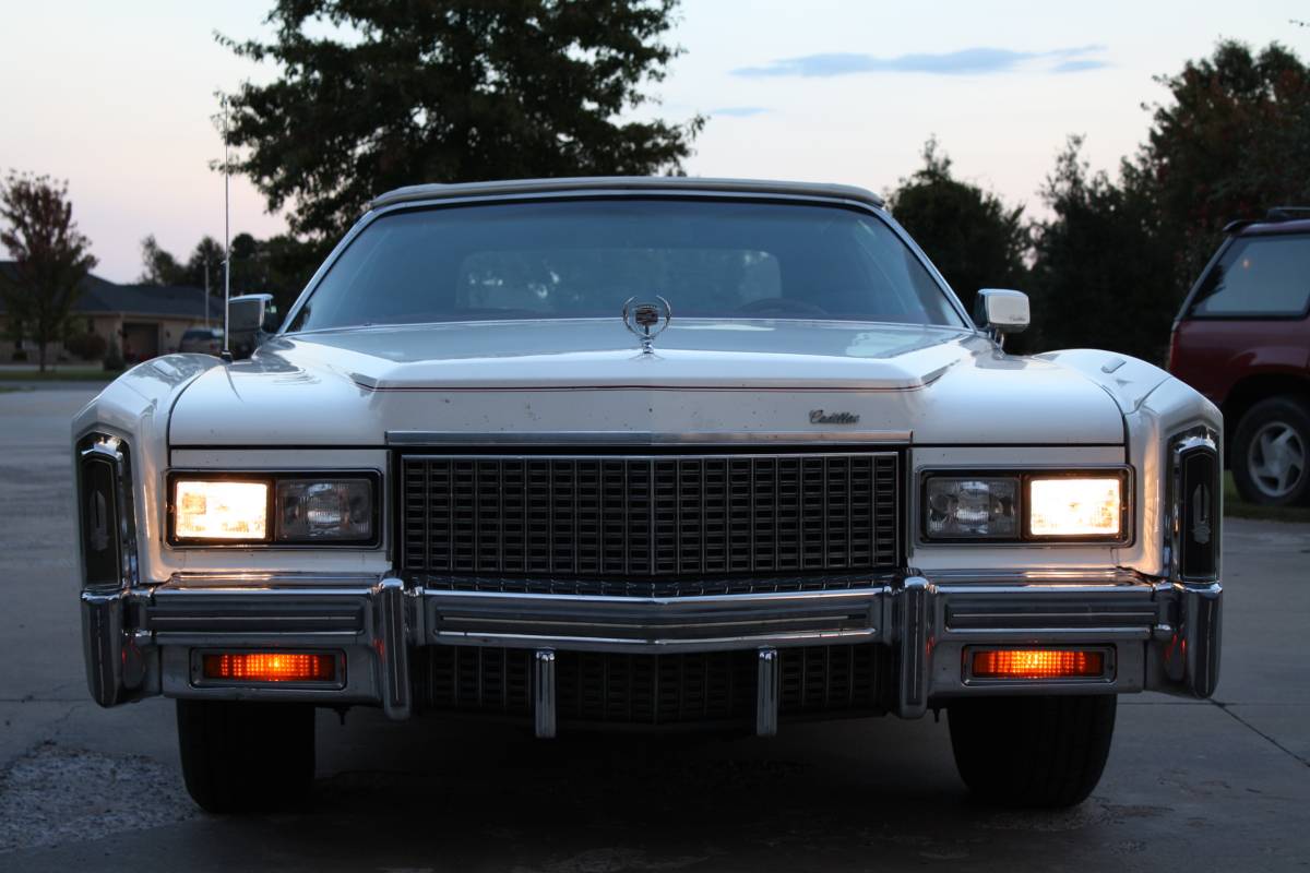 Cadillac-Eldorado-convertible-1976-white-157715-11