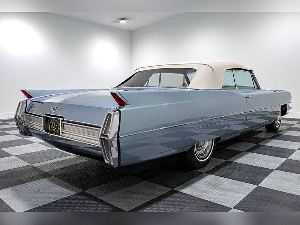 Cadillac-Series-62-1964-blue-123150-2