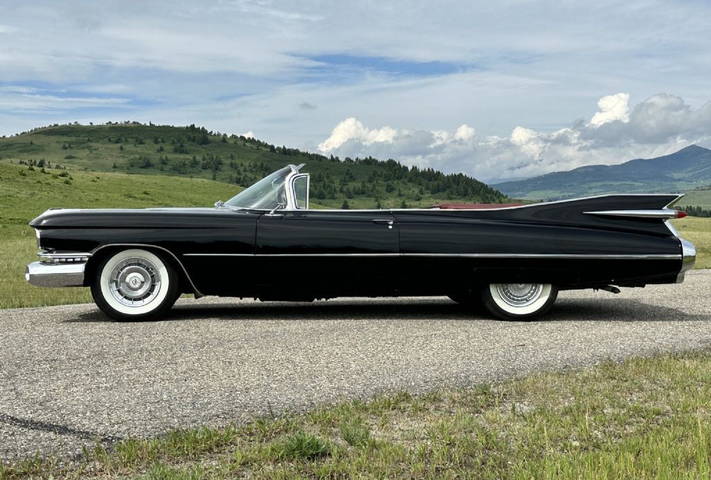 Cadillac-Series-62-Convertible-1959-Black-Black-48654-3