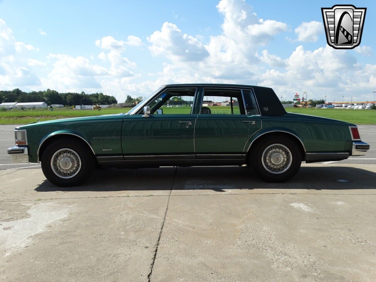 Cadillac-Seville-1977-Green-Green-125720-4