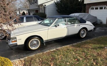 Cadillac-Seville-1985-white-116610