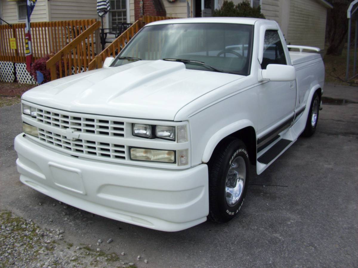 Chevrolet-12-ton-1988-white-319613-7