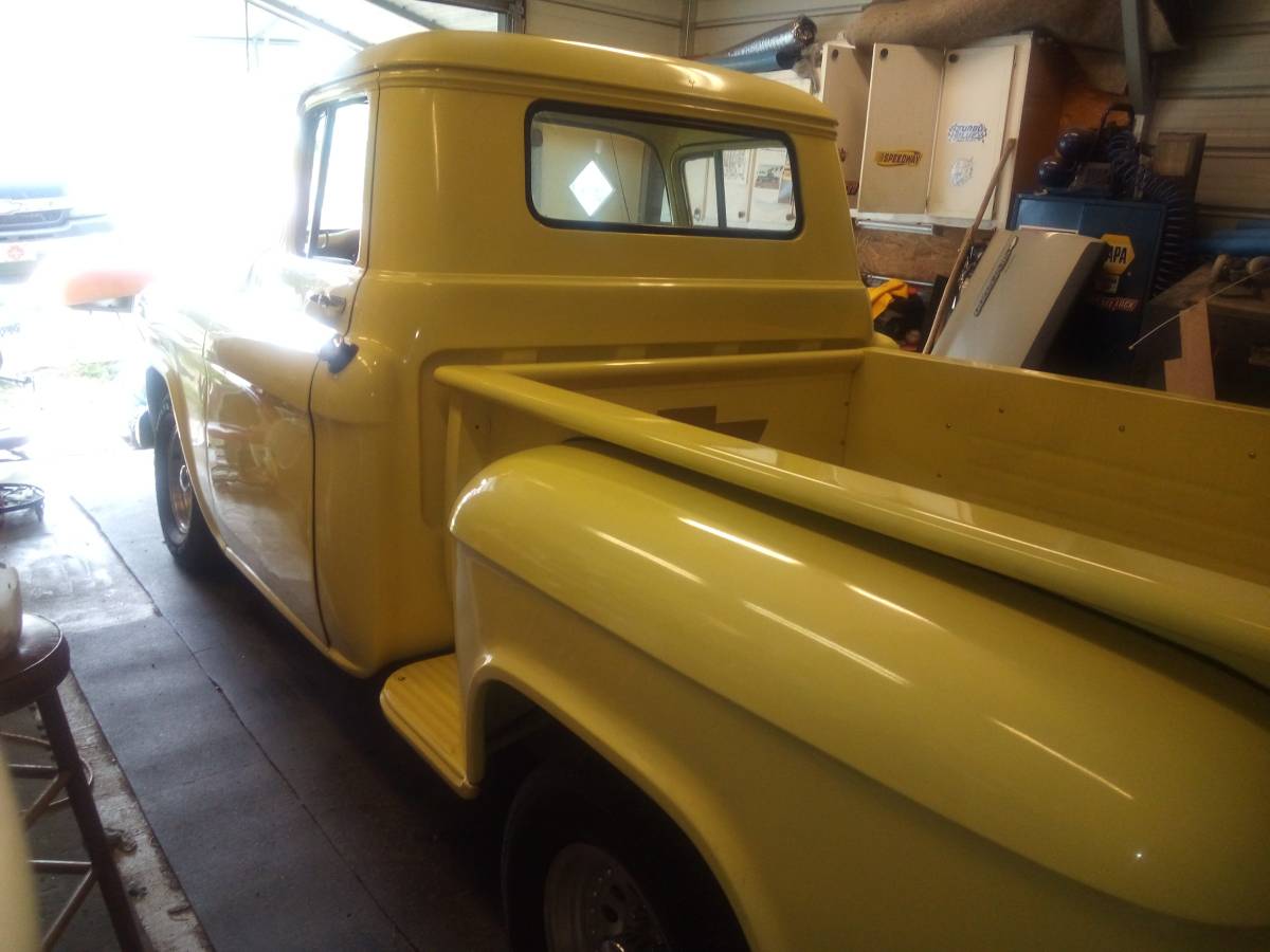 Chevrolet-3100-5-window-truck-1957-yellow-808-4