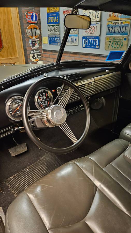 Chevrolet-3100-pickup-1951-green-4828-8