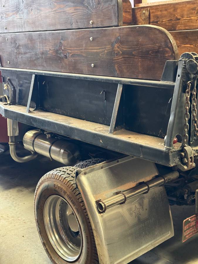 Chevrolet-3800-series-1948-custom-1609-4