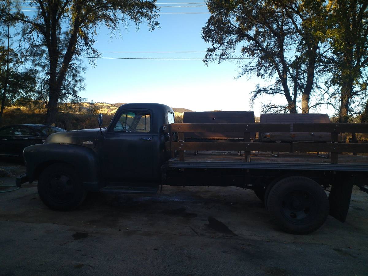 Chevrolet-4400-1954-green-43452-1