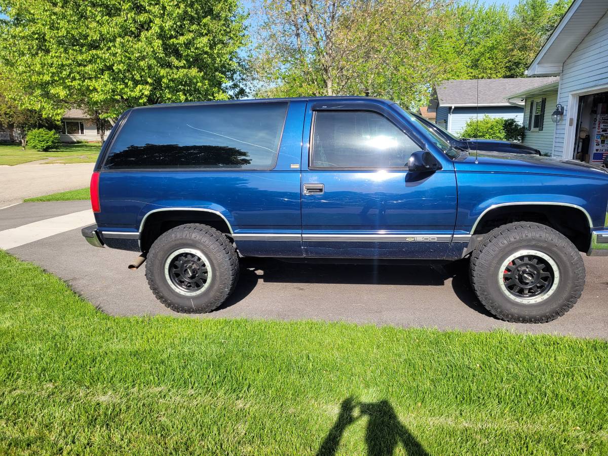 Chevrolet-Blazer-1993-blue-321868-8