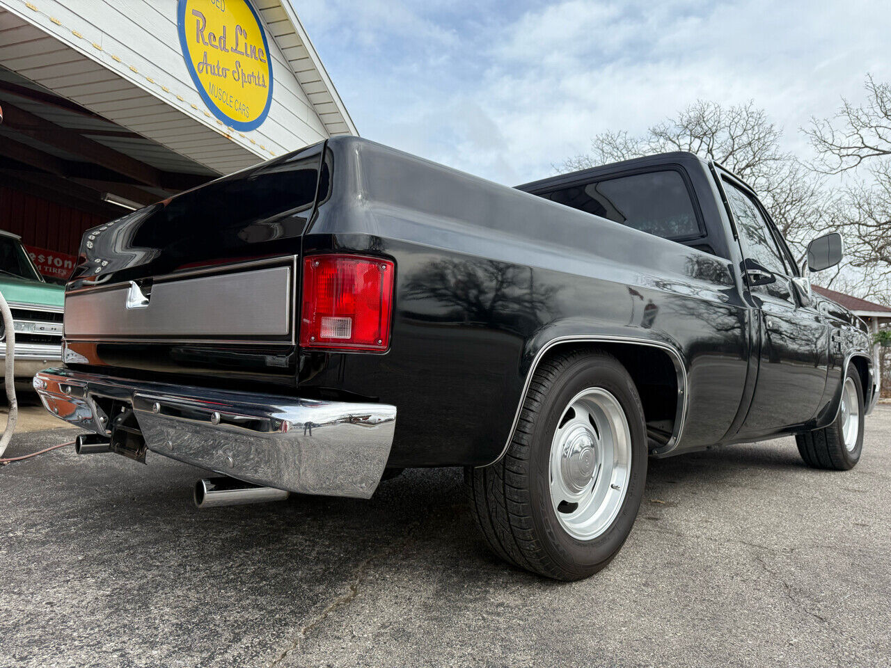 Chevrolet-C-10-Pickup-1985-Black-Black-198683-5