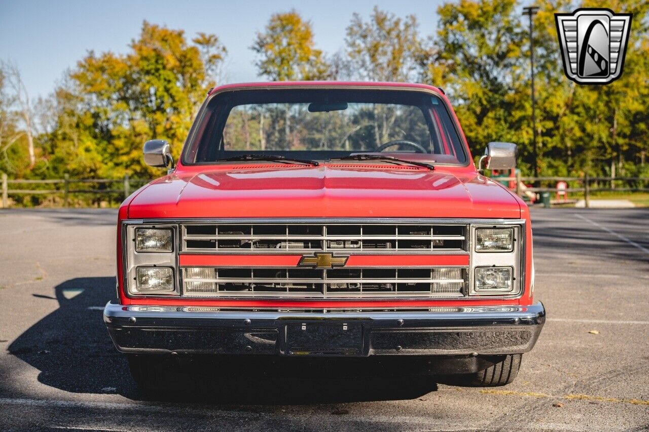 Chevrolet-C-10-Pickup-1986-Red-Red-21055-9