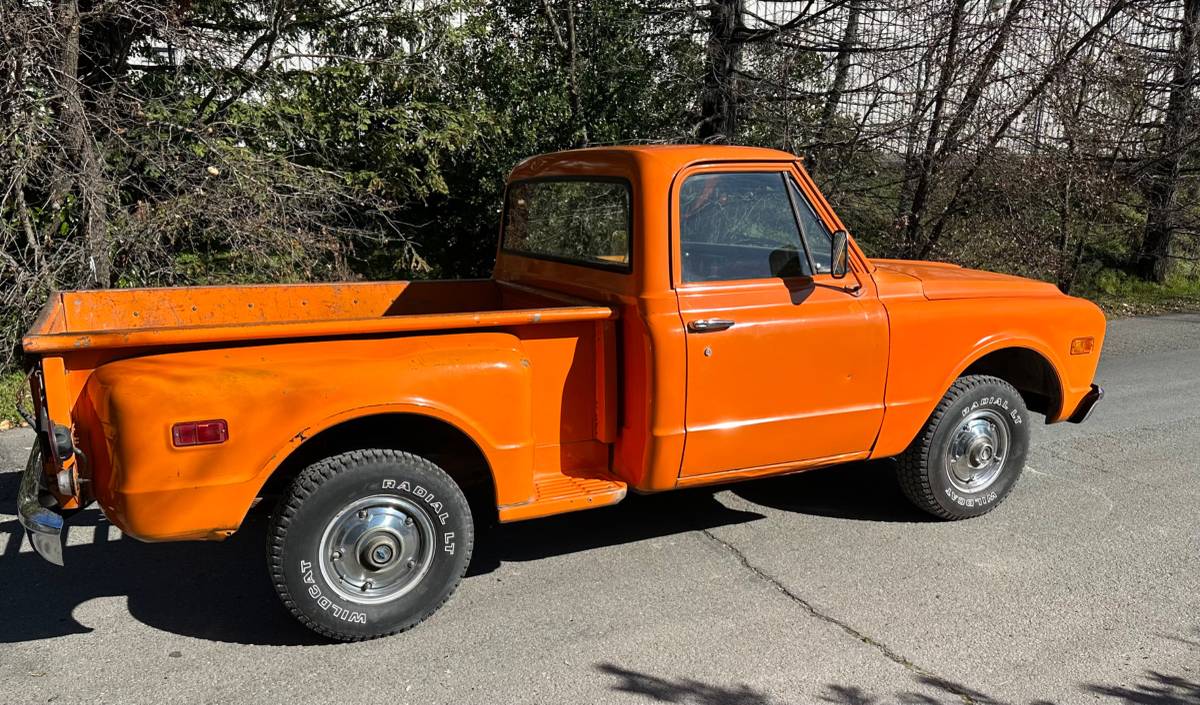 Chevrolet-C10-1968-32523-8