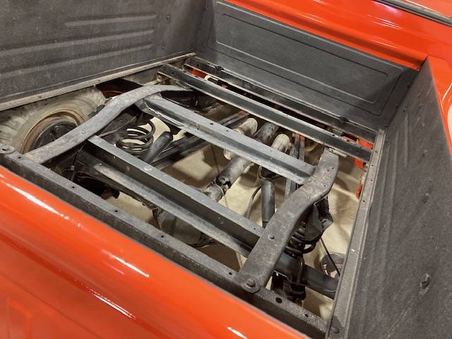 Chevrolet-C10-1970-orange-27359-3