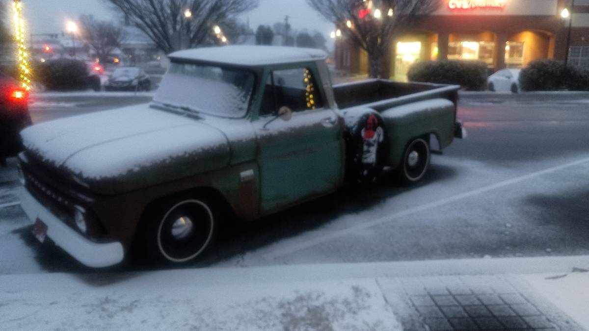 Chevrolet-C10-pickup-1966-249448-15