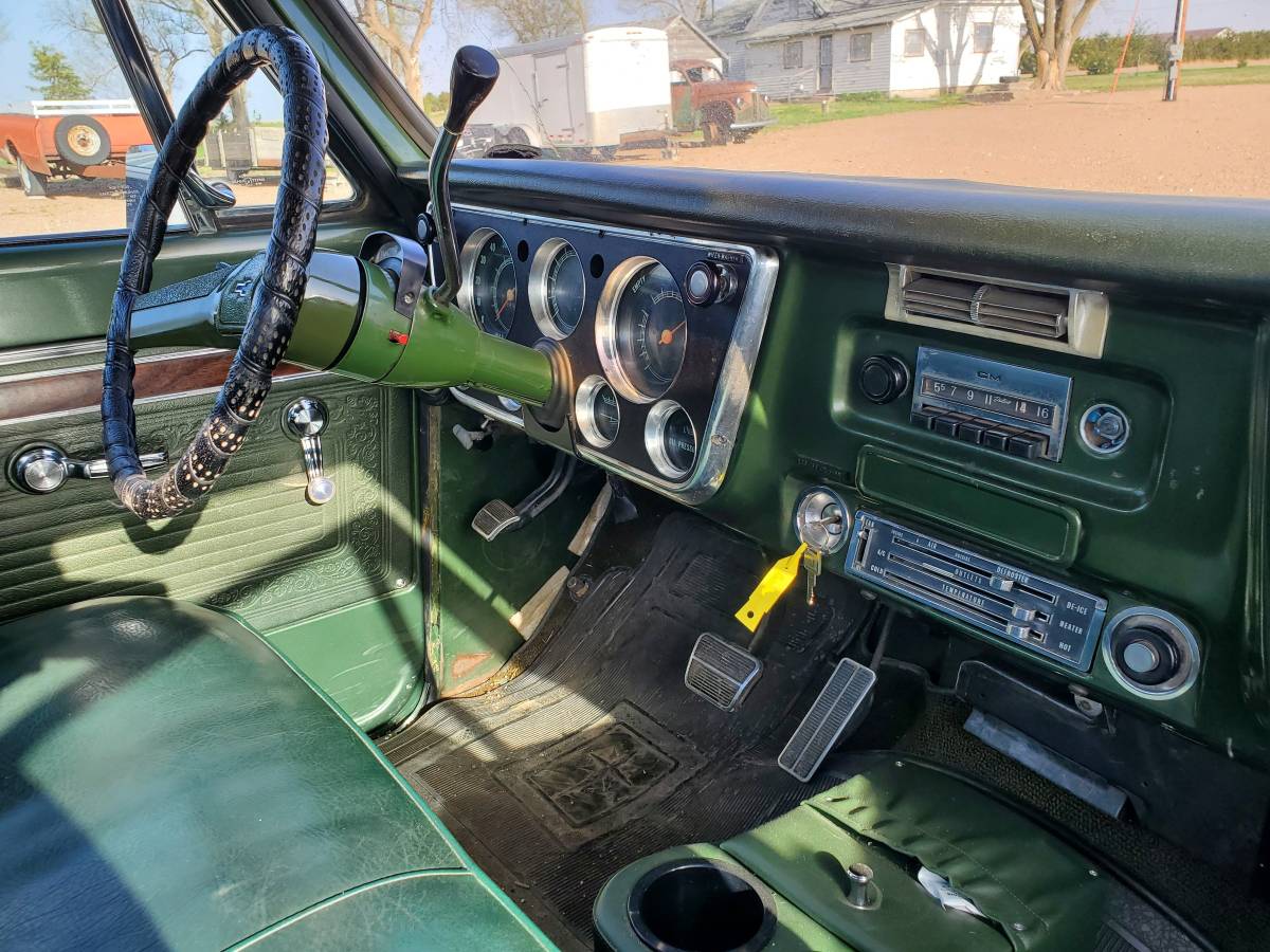 Chevrolet-C10-pickup-1971-green-46669-7