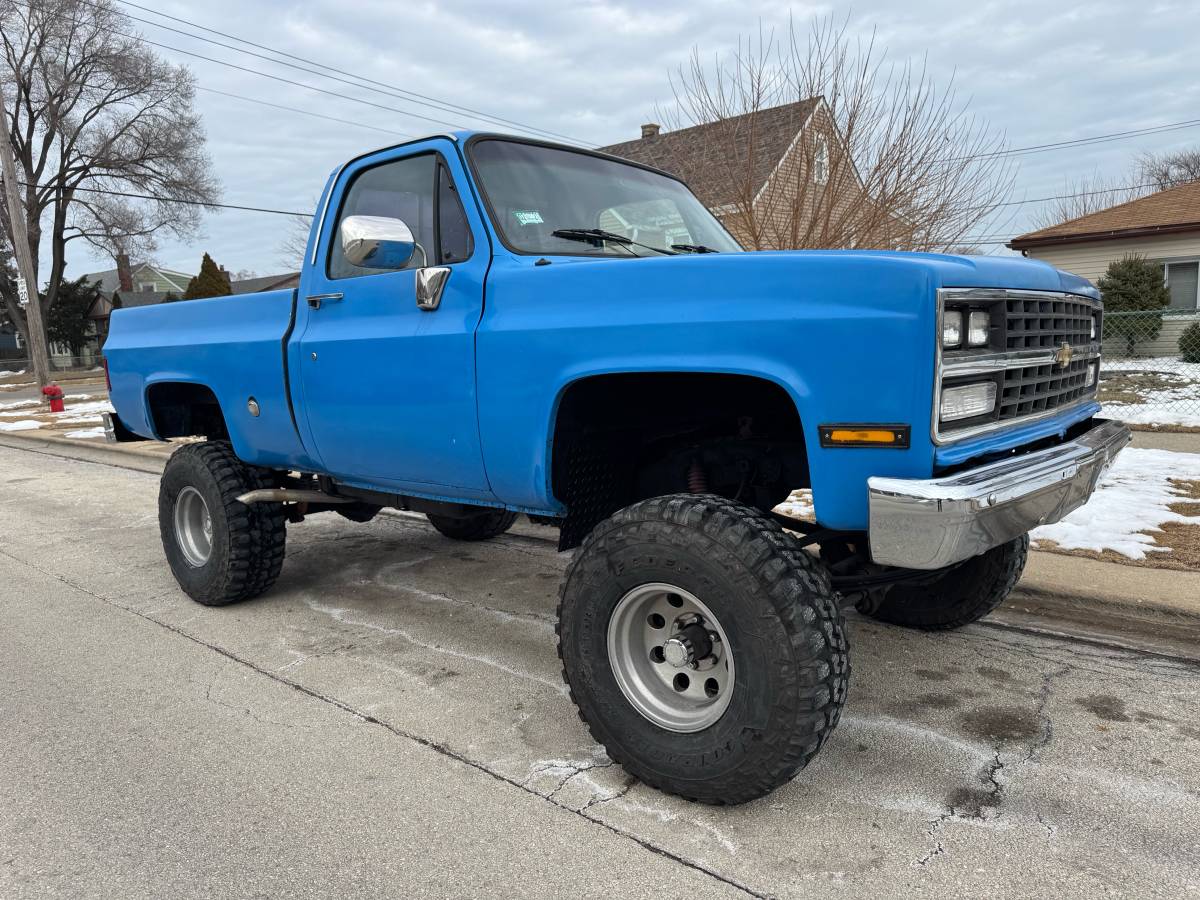 Chevrolet-C10-truck-1988-blue-225308-1