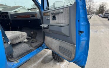 Chevrolet-C10-truck-1988-blue-225308-11