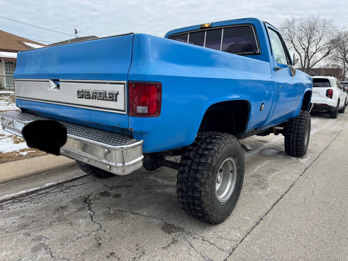 Chevrolet-C10-truck-1988-blue-225308-3