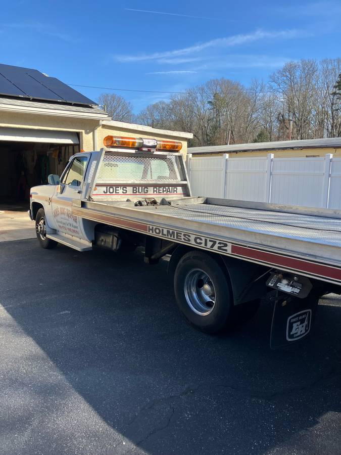 Chevrolet-C30-1985-white-182660-2