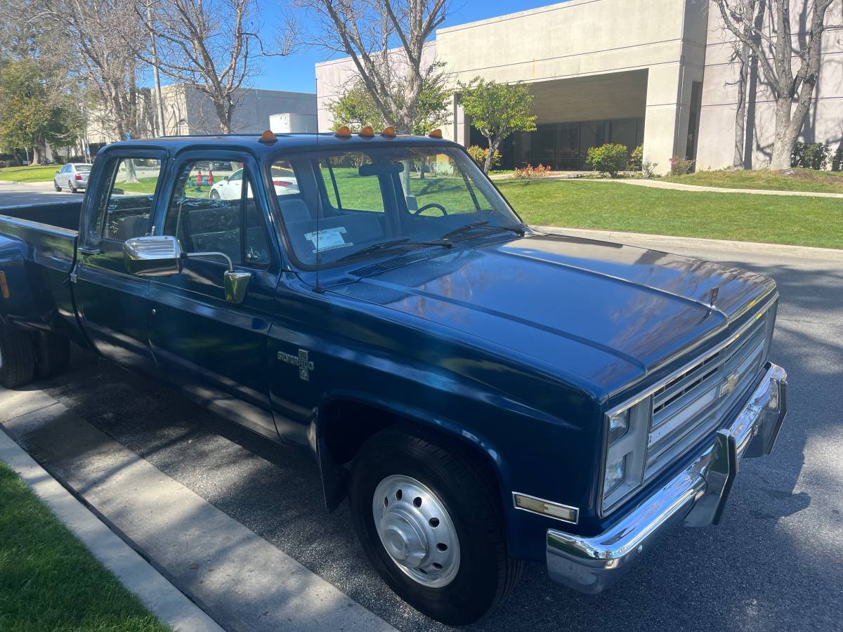 Chevrolet-C30-1988-blue-91732-7