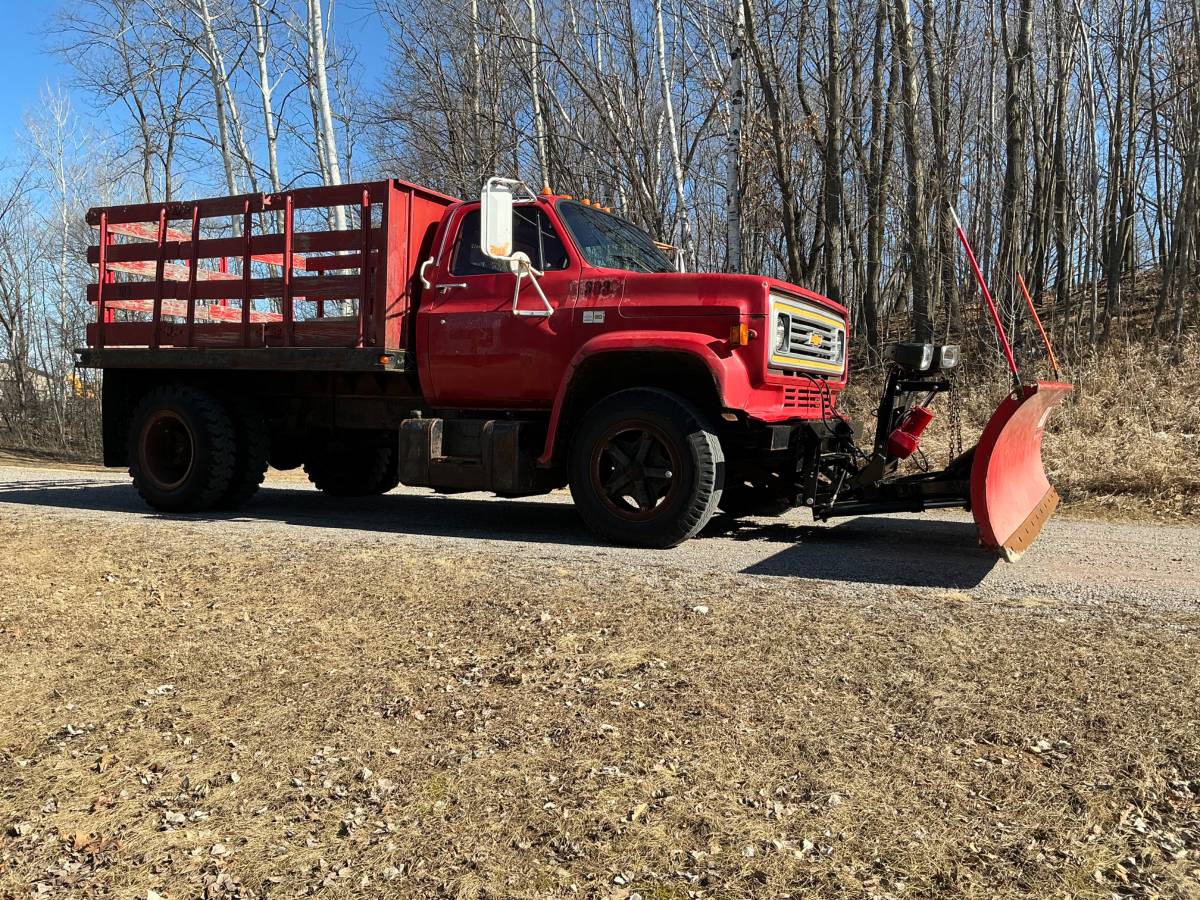 Chevrolet-C6-6000-medium-duty-medium-conventional-1986-red-12276-2